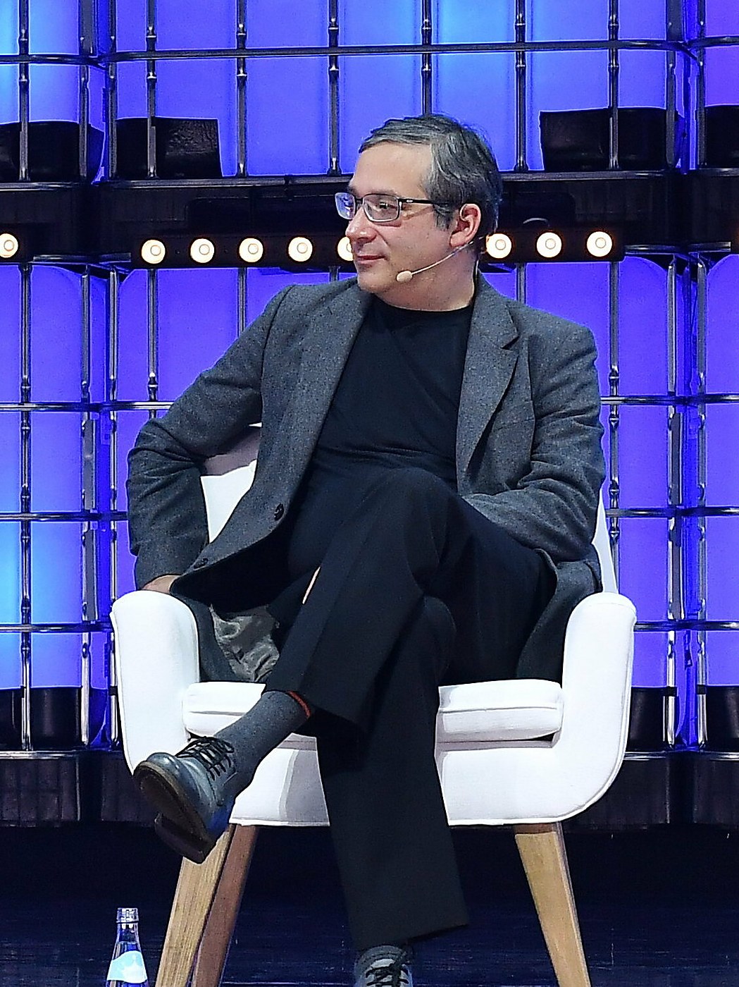 Is AI Slowing? -- The Internal Tech/AI Debate